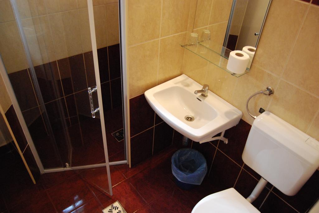 Hotel Stella Siófok Habitación foto